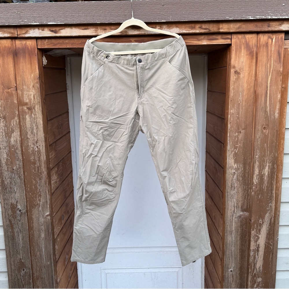 Arc’teryx Casual Pants Women’s Size 14 Beige - Picture 1 of 5